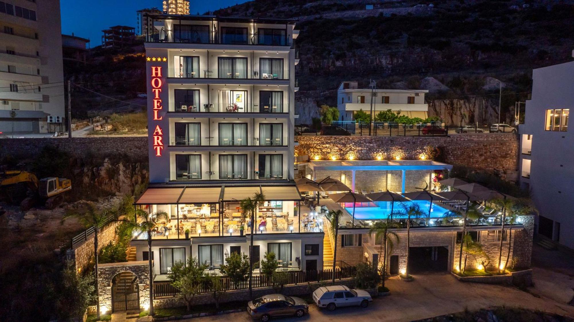 Art Hotel 4*