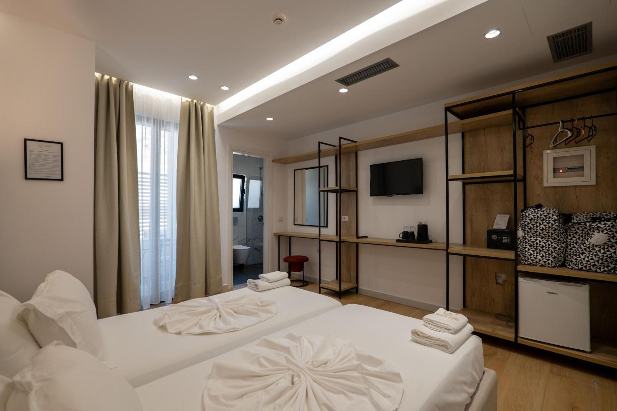 Art 4* Sarandë